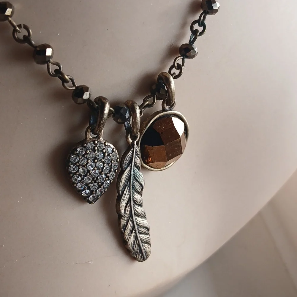 Amazing Lucky Brand Necklace Coppery Colors Feather Plus 2 Charms. Reversible - Picture 3 of 9